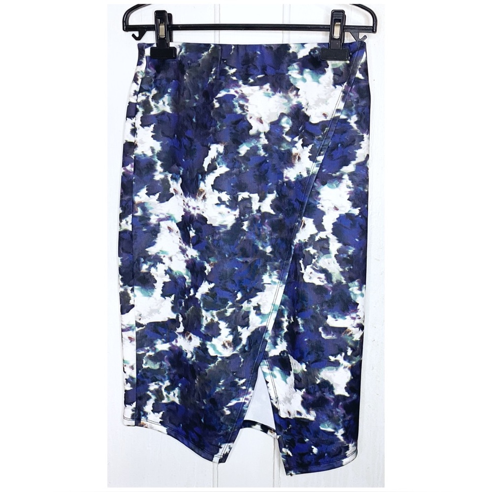 NWT : Mossimo : size : M : blue splotch print front slit bodycon pencil skirt